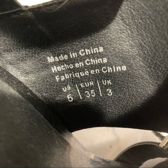 SHELLYS LONDON Sz 5 Stacked 2.5” Heel Buckle Accents Sandals - Picture 8 of 10